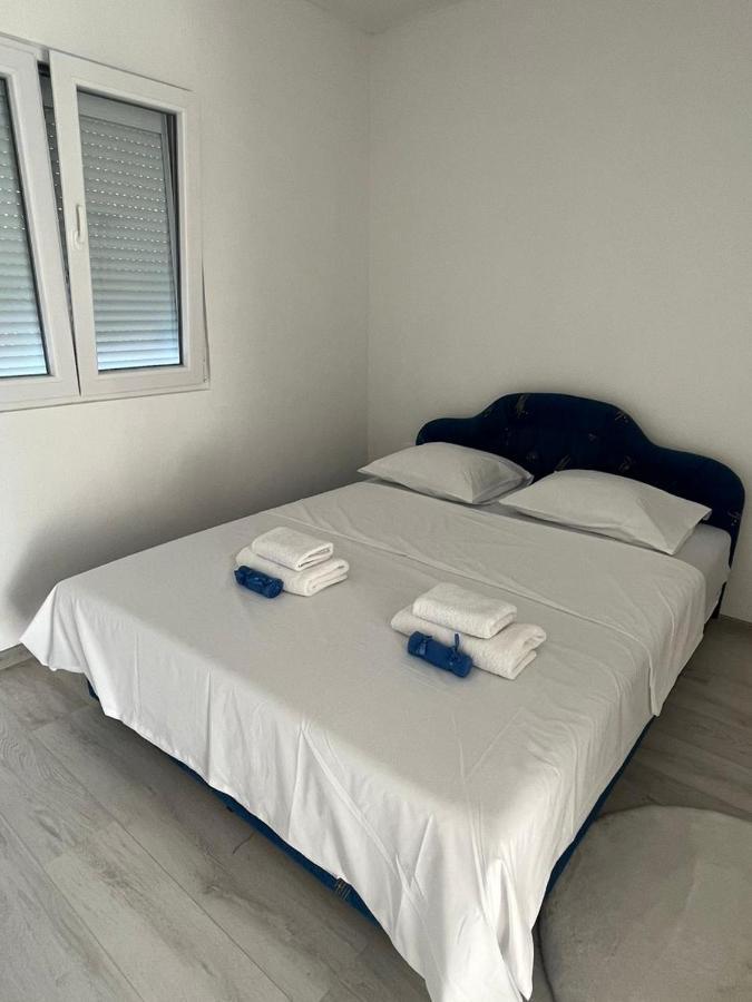 Knezevic Apartman Podgorica Exterior foto